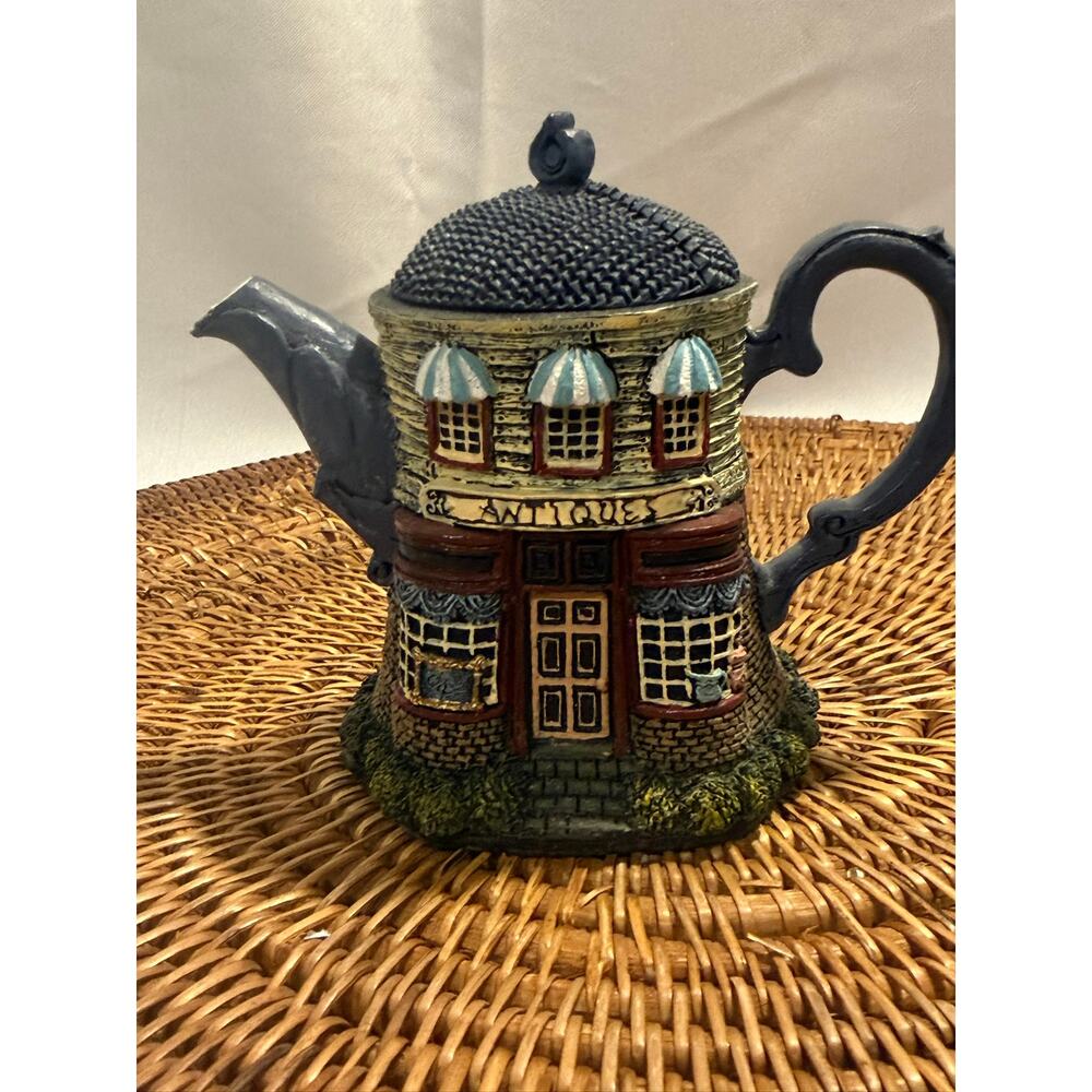 Hometown Teapot Cottages "Antiques" Decorative teapot figuerine